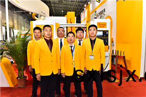東(dong)莞(guan)厚(hou)街(jie)機械(xie)會展(zhan)